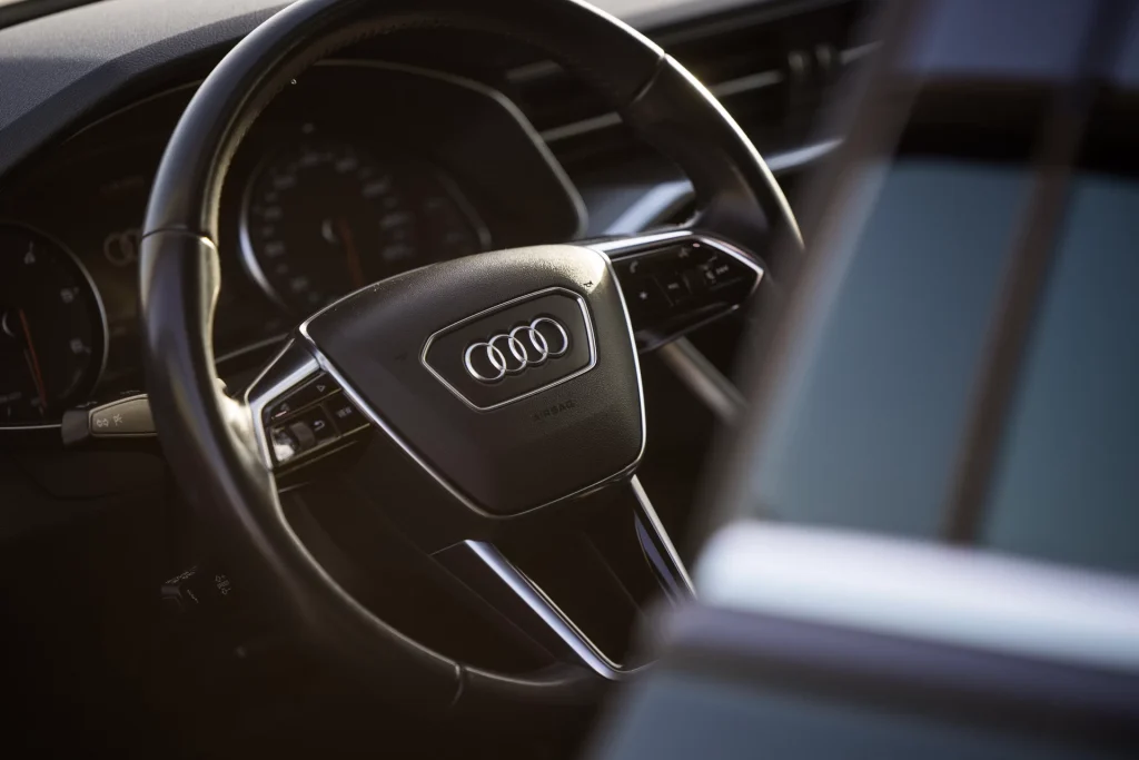 Foto detalle del volante Audi