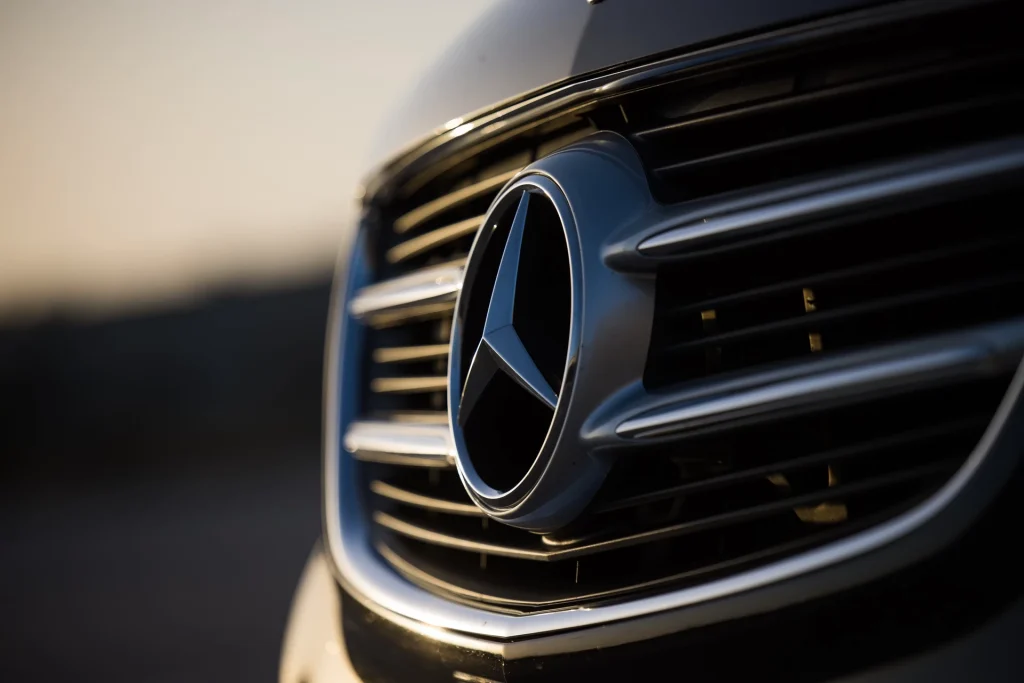 Parrilla delantera Minivan Mercedes Procas